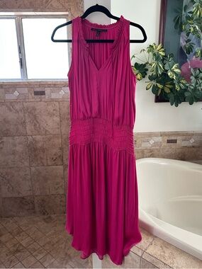 WHBM White House Black Market Sleeveless Fuchsia Pink Flowy Wedding Guest Dress
